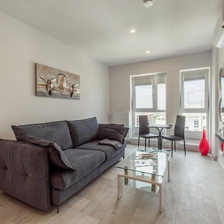 Fancy Penthouse Studio With Lakeview W10 Bucareste Exterior foto
