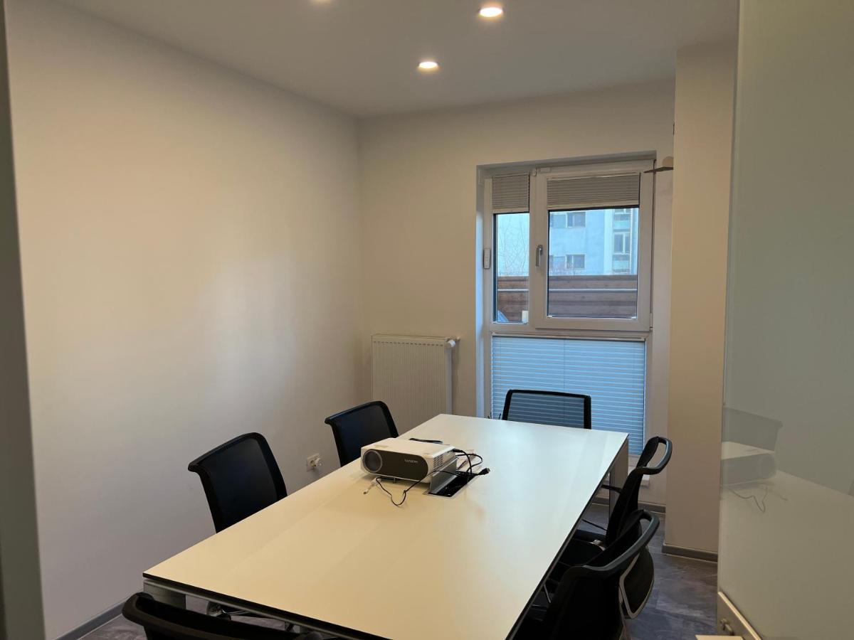 Fancy Penthouse Studio With Lakeview W10 Bucareste Exterior foto