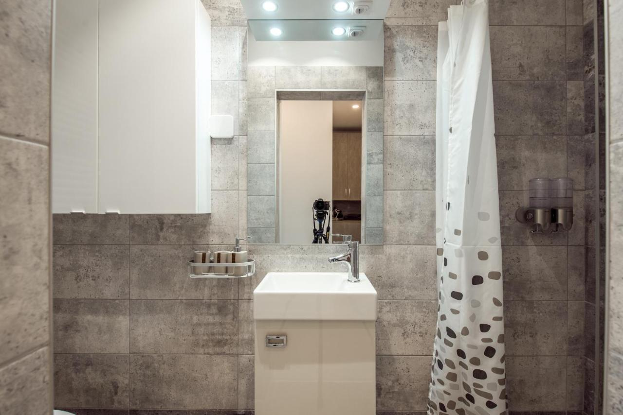 Fancy Penthouse Studio With Lakeview W10 Bucareste Exterior foto